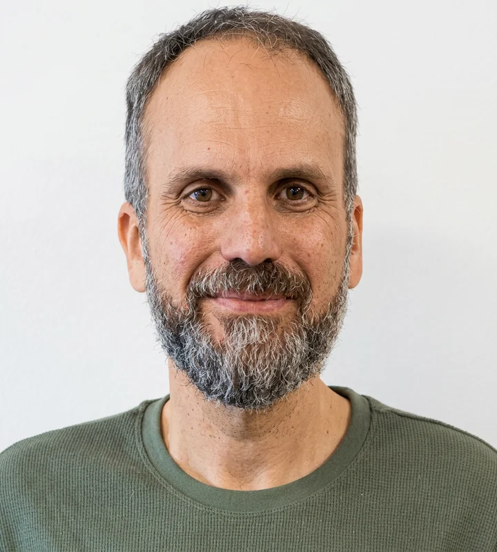 Juliano Bittencourt e Silvia — Diretor Executivo e Co-Founders, HardFun Studios