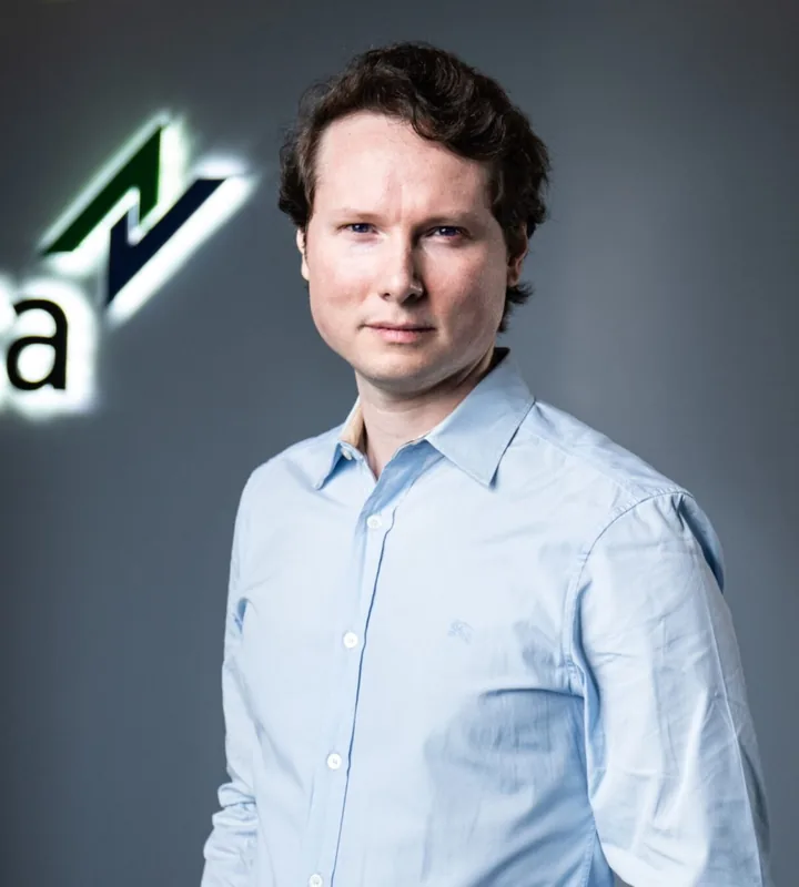 Marcos Boschetti — CEO e Co-Fundador, Nelogica