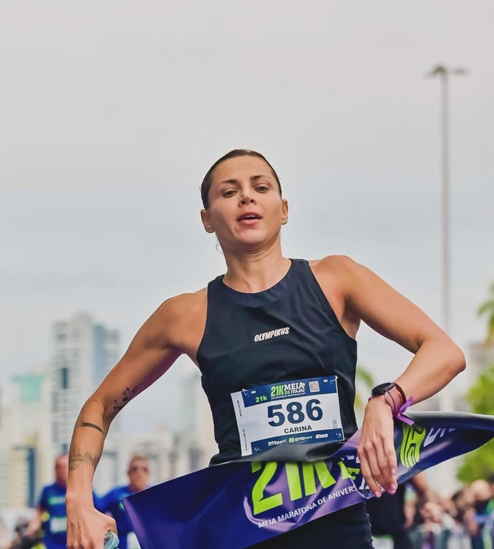 Carina Carlan — Maratonista