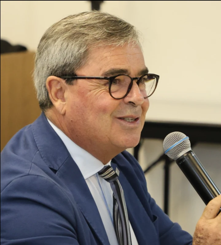Aderbal Lima — Presidente, NOVUS