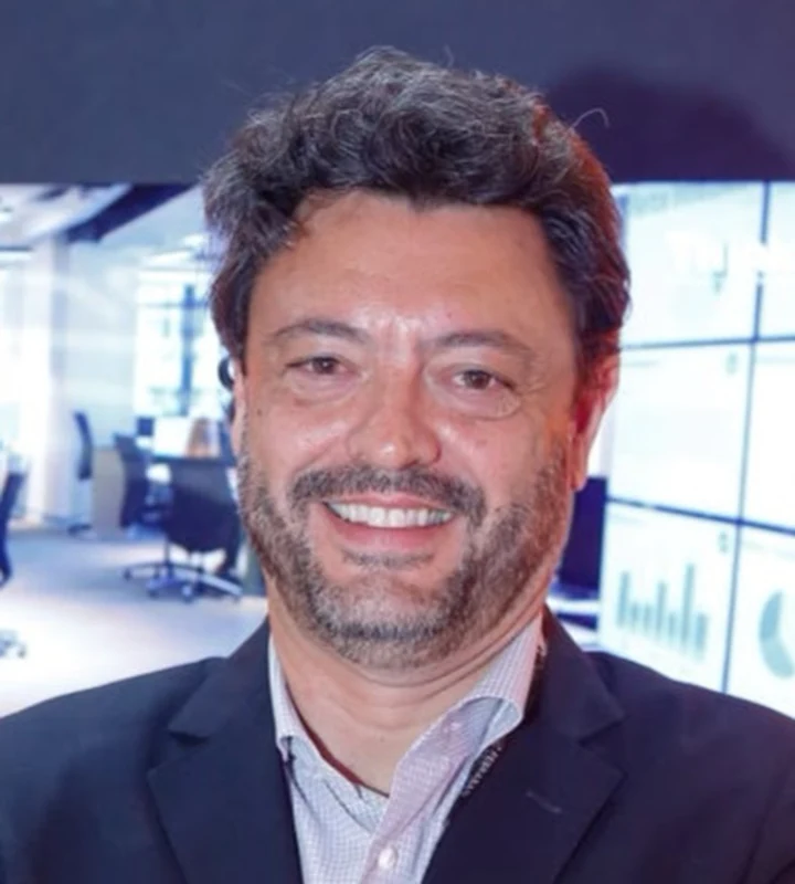 Alexandre Azevedo — CEO, White Cube