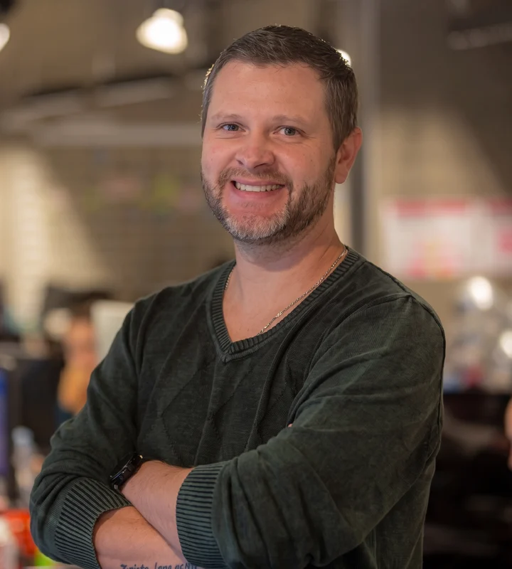 Allen Fernando Lima — Coordenador e professor, FIAP