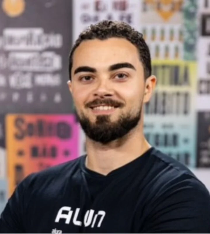Athilio Santos — Gerente, Talent Lab