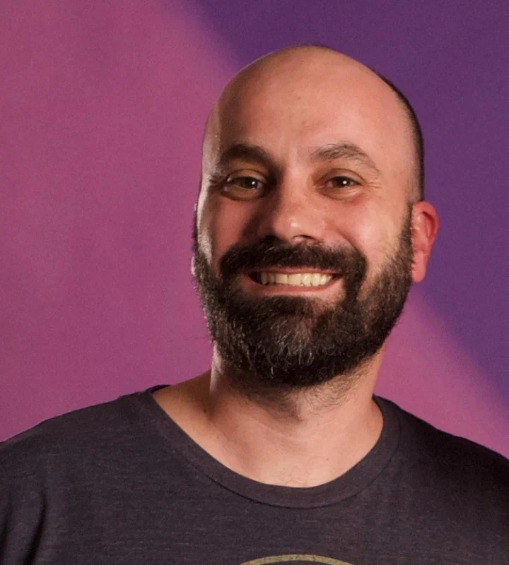 Guilherme Bertoni — Professor de programação e design de futuros Pós-Graduação, ESPM