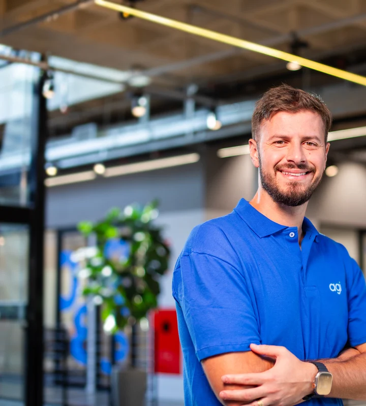 Matheus Girardi — Diretor de Clientes, Agibank