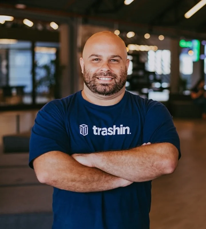Serginho Finger — CEO, Trashin