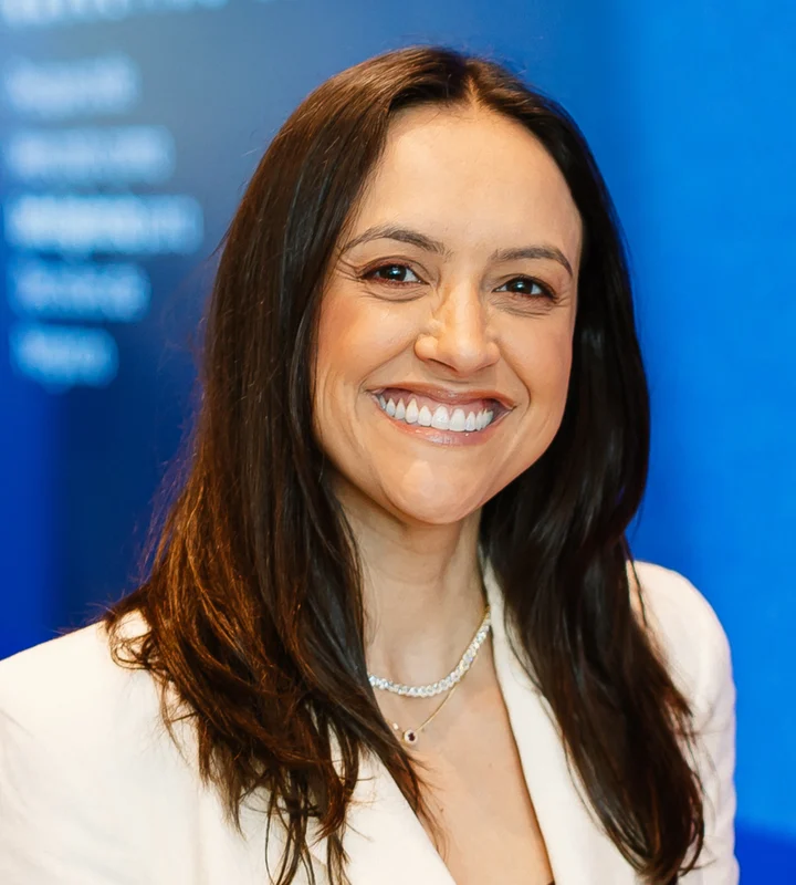 Sthefany Barbosa — Sócia-Diretora, Able
