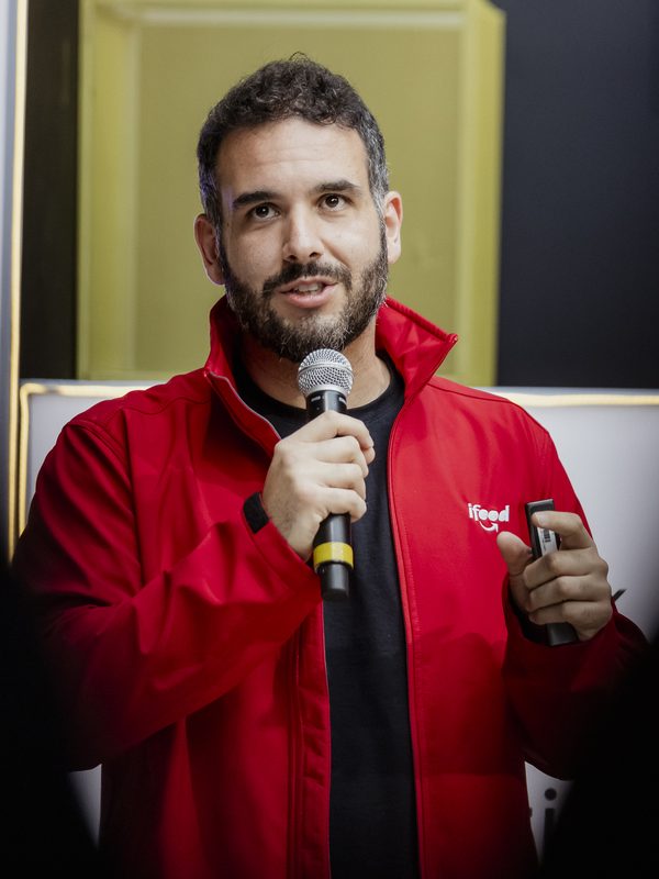 Thiago Viana — Sócio e Diretor de Inovação, iFood